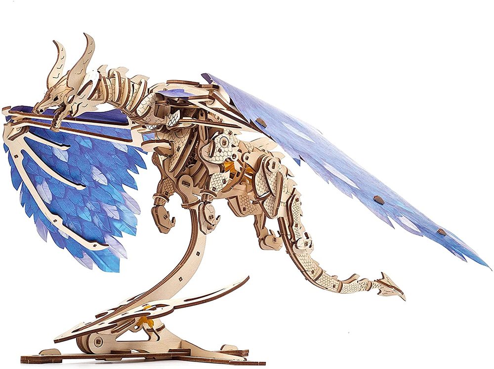 Windstorm Dragon model with blue wings on a white background