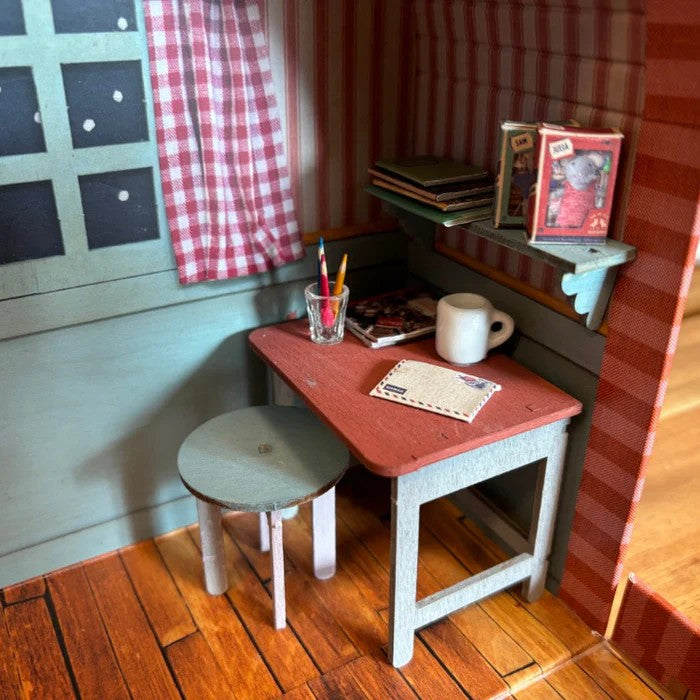 Mouse Mansion To Go - Bedroom