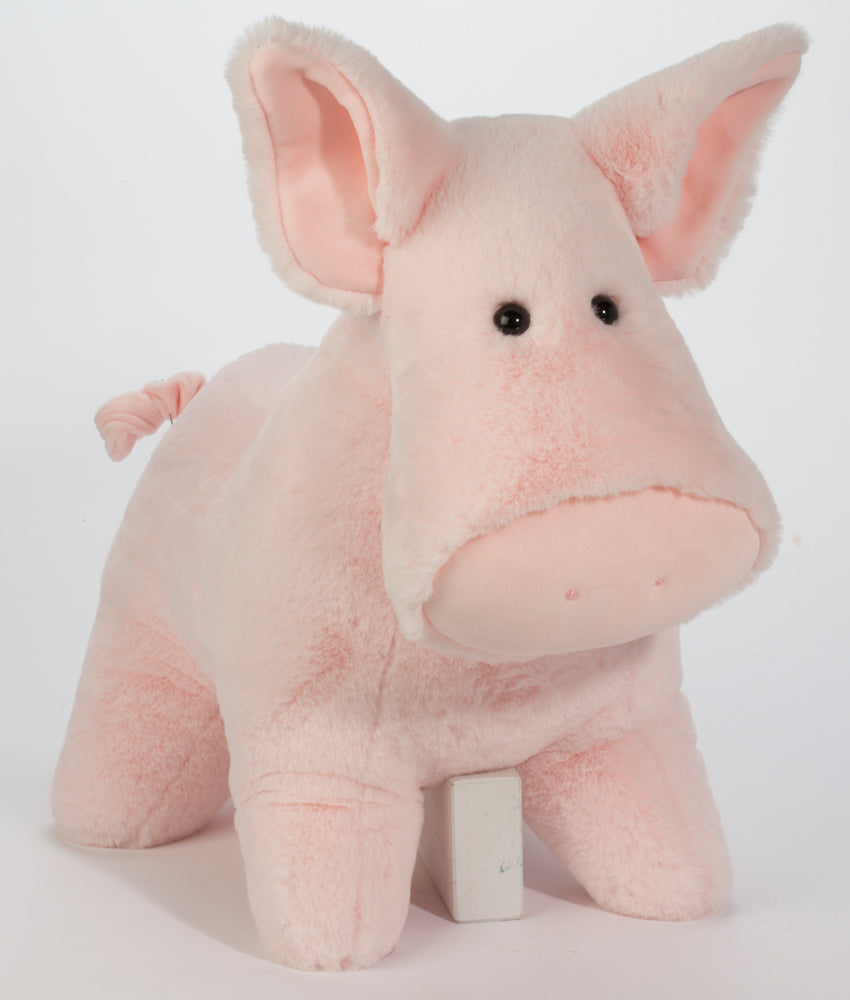 Plush Peter Pig Super Muzzle on a white background