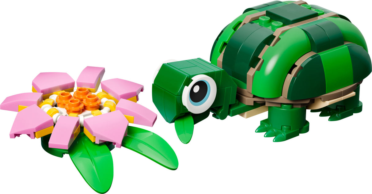 LEGO Creator: Turtle with a Water Lily Flower