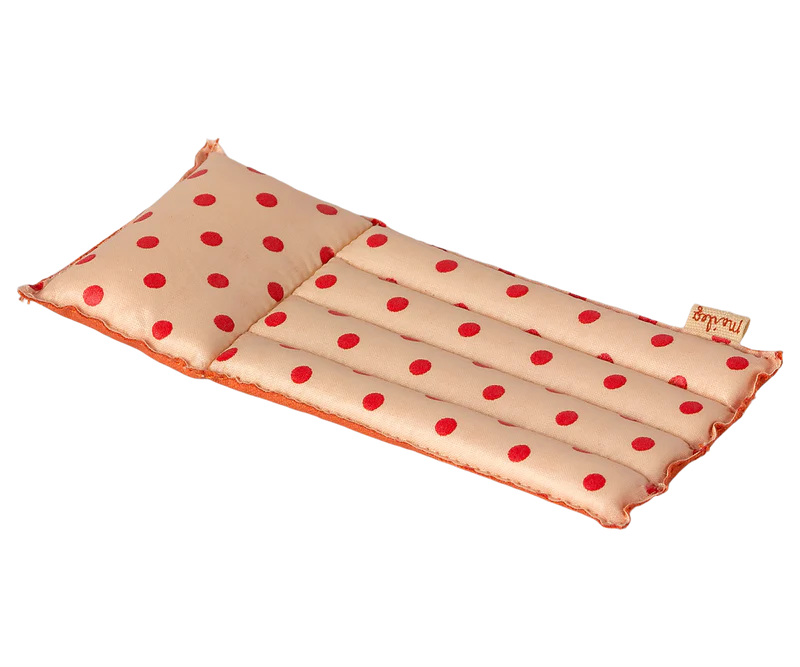 Beach Float Red Dot