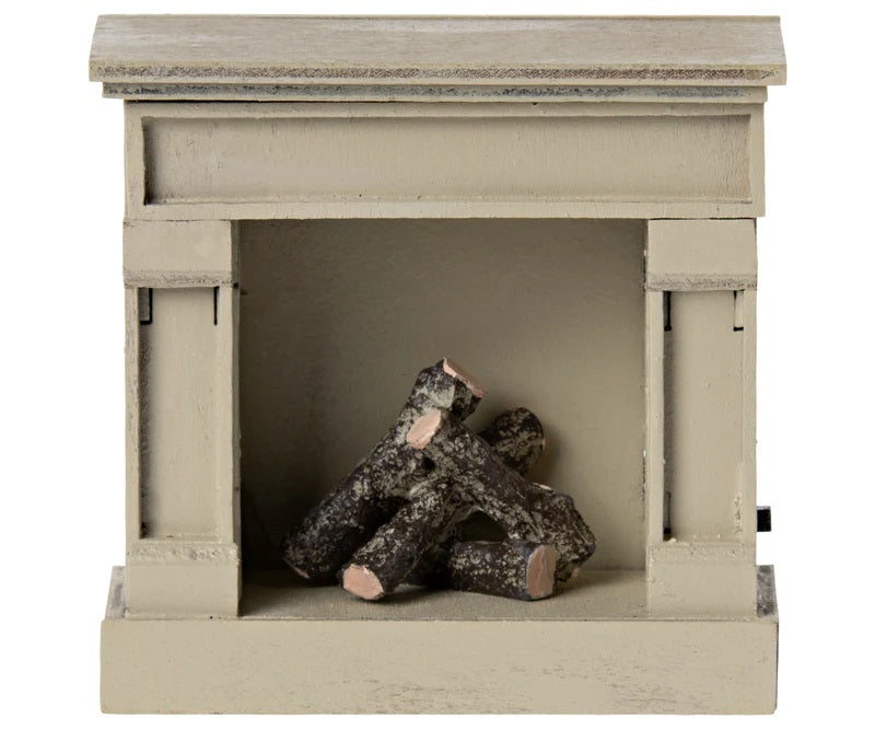 Off White Fireplace: Mouse
