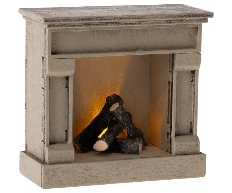 Off White Fireplace: Mouse