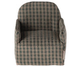 Green Checker Chair: Mouse