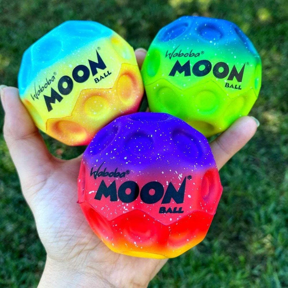 Moon Ball Gradient