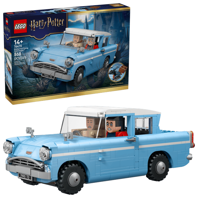 LEGO Harry Potter: Enchanted Flying Ford Anglia™model with packaging on a transparent background