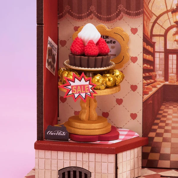 Sweet Chocolate Shop, Super Mini Houses with 'SALE' sign in a chocolate shop setting
