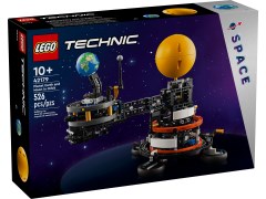 42179 LEGO® Planet Earth and Moon in Orbit
