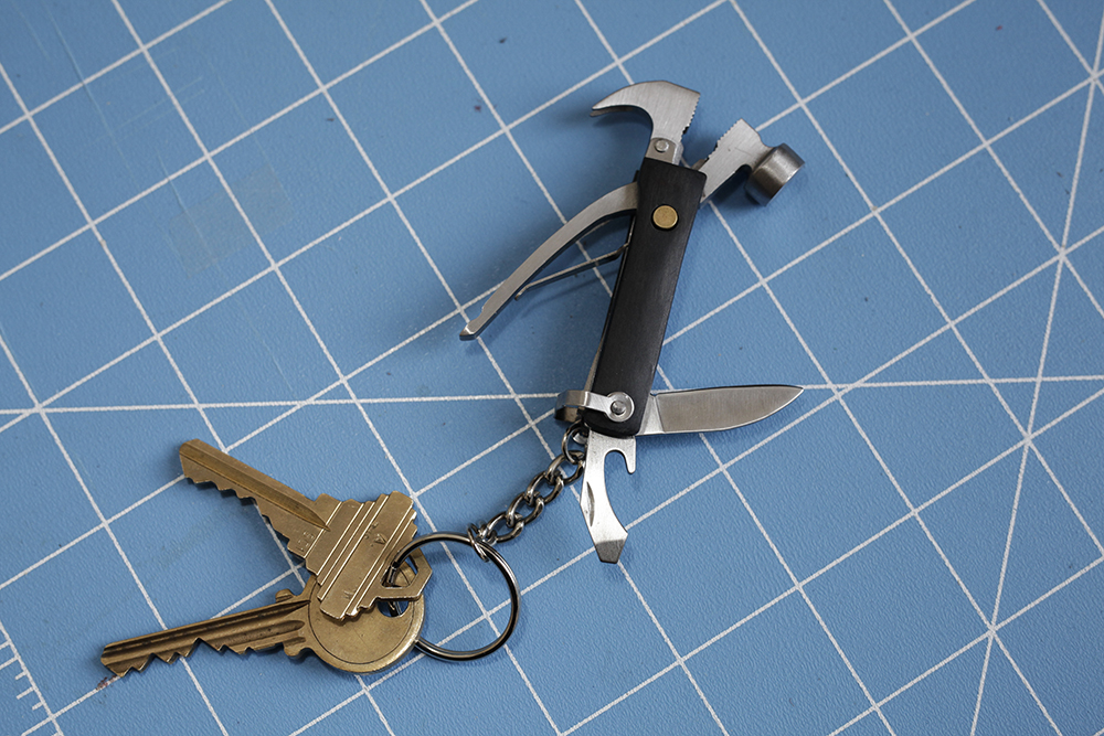 Mini-Hammer Multi Tool